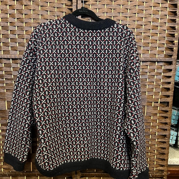 LL Bean- Norway Sweater - XL - Picture 2 of 3